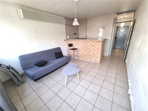 studio à la vente -   13090  AIX EN PROVENCE, surface 23 m2 vente studio - UBI440972597